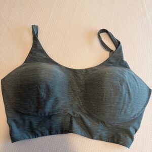 Lightweight Sports Bra